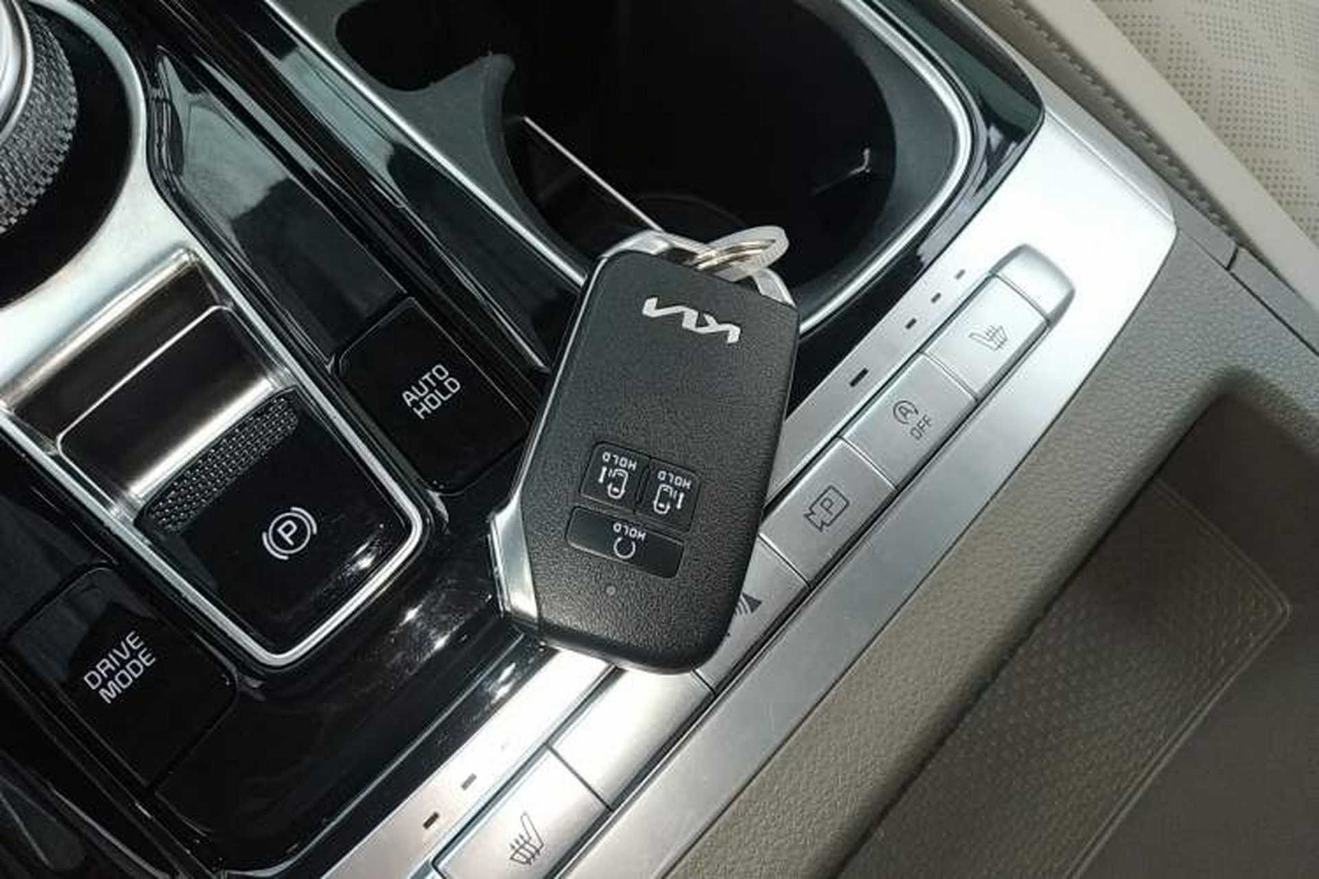Used Kia Carnival 2021 2.0T Luxury Edition Vehicle Key