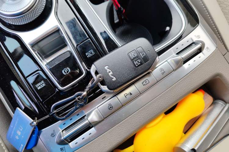 Used Kia Carnival 2021 2.0T Flagship Edition Vehicle Key