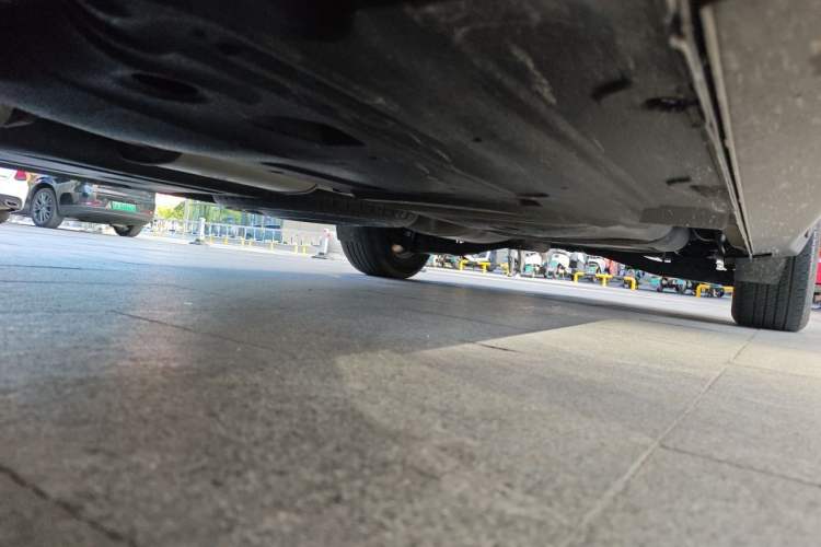 Used Kia Carnival 2021 2.0T Flagship Edition Chassis Front Left