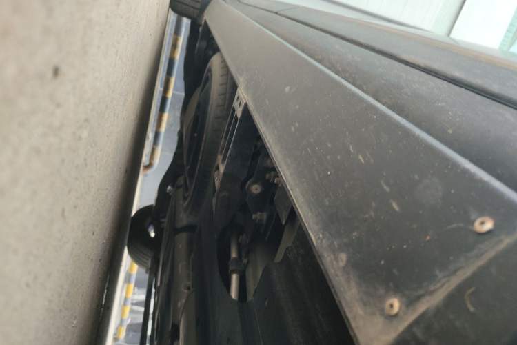 Used Kia Carnival 2021 2.0T Flagship Edition Chassis Front Right