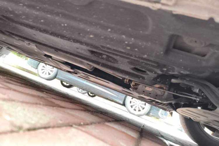 Used Kia Carnival 2021 2.0T Flagship Edition Chassis Front Right