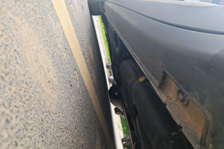 Used Kia Carnival 2021 2.0T Luxury Tech Edition Chassis Rear Left