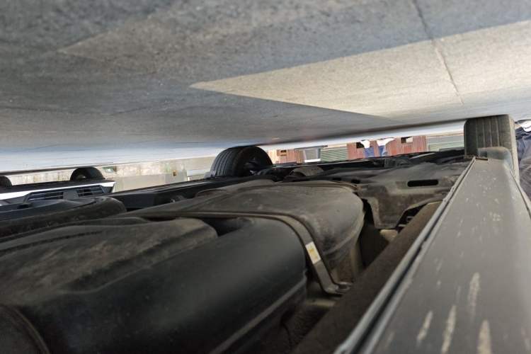 Used Kia Carnival 2021 2.0T Flagship Edition Chassis Rear Left