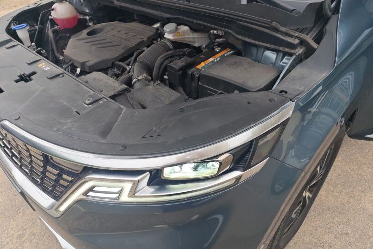 Used Kia Carnival 2021 2.0T Luxury Tech Edition Engine Bay Left