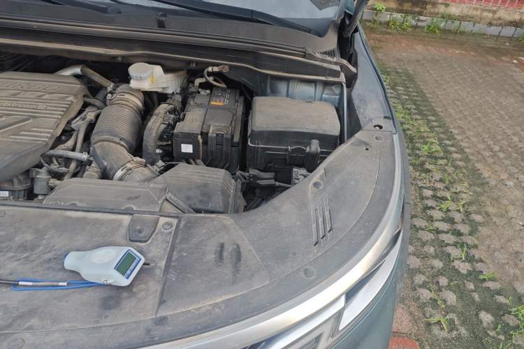 Used Kia Carnival 2021 2.0T Flagship Edition Engine Bay Left