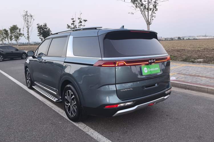 Used Kia Carnival 2021 2.0T Luxury Tech Edition Exterior 4