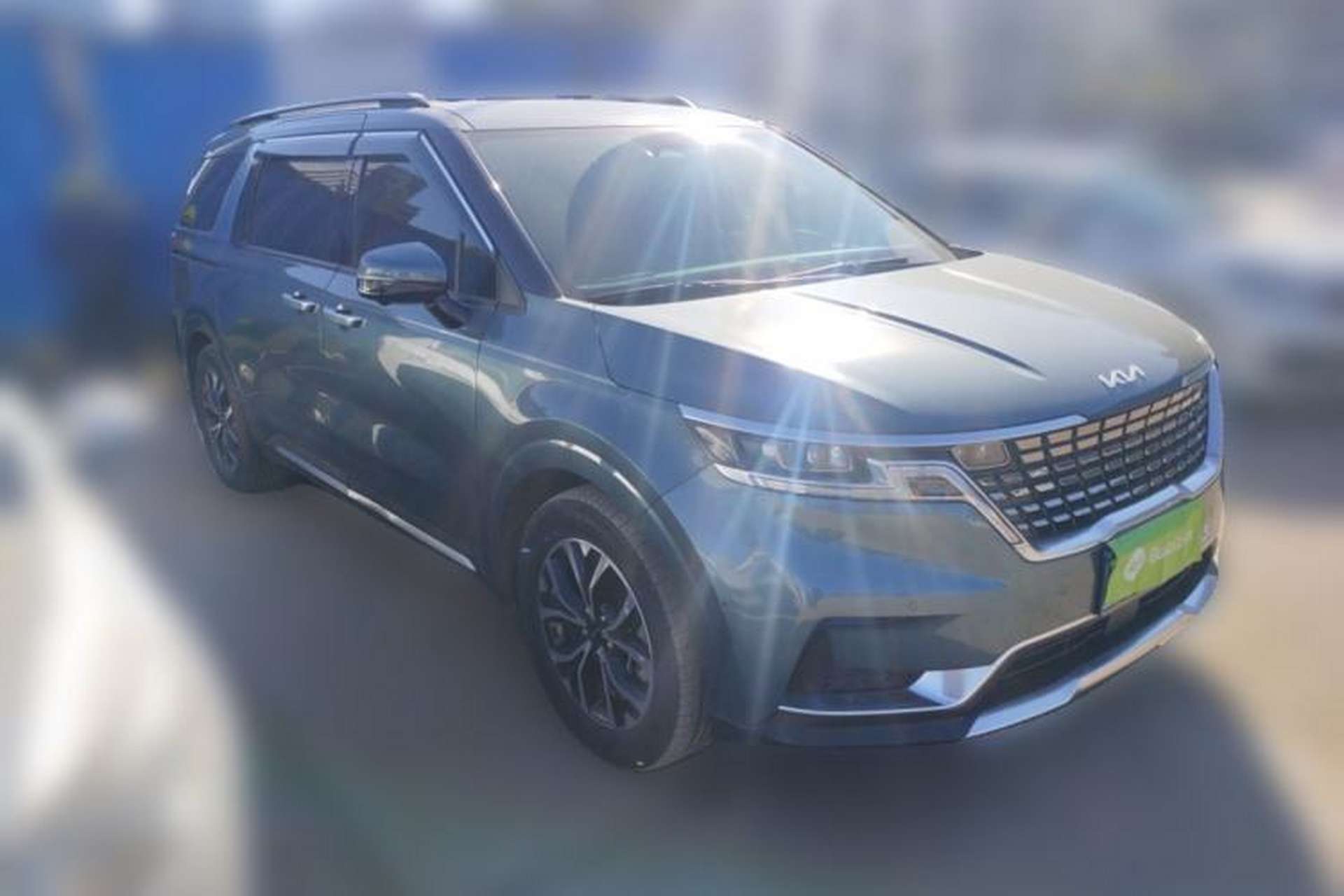 Used Kia Carnival 2021 2.0T Flagship Edition Front Right 45 Deg