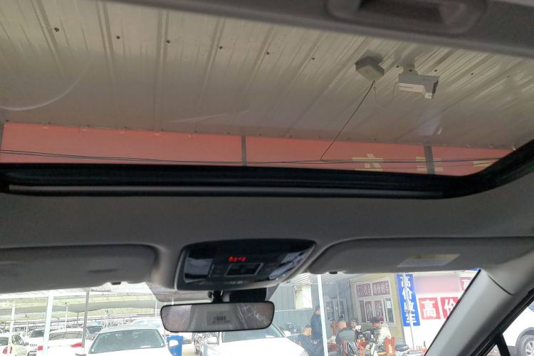 Used Kia Carnival 2021 2.0T Luxury Tech Edition Headliner