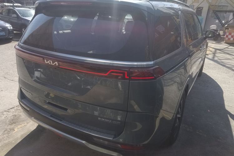 Used Kia Carnival 2021 2.0T Flagship Edition Rear Right 45 Deg