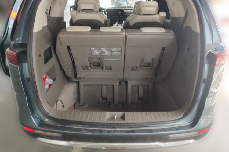 Used Kia Carnival 2021 2.0T Flagship Edition Trunk