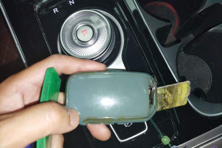 Used Kia Carnival 2021 2.0T Flagship Edition Vehicle Key