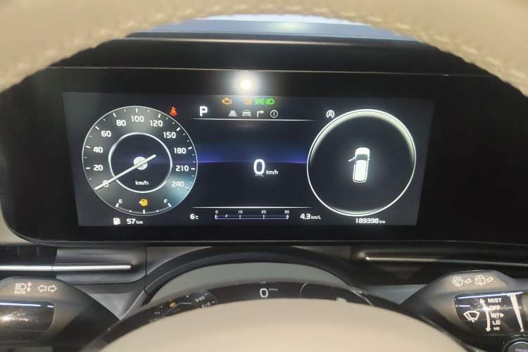 Used Kia Carnival 2021 2.0T Luxury Edition Instrument Cluster