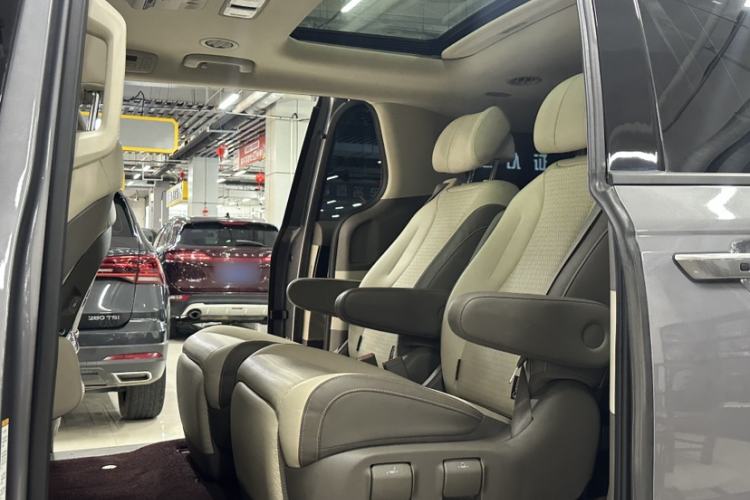 Used Kia Carnival 2021 2.0T Flagship Edition Interior 3
