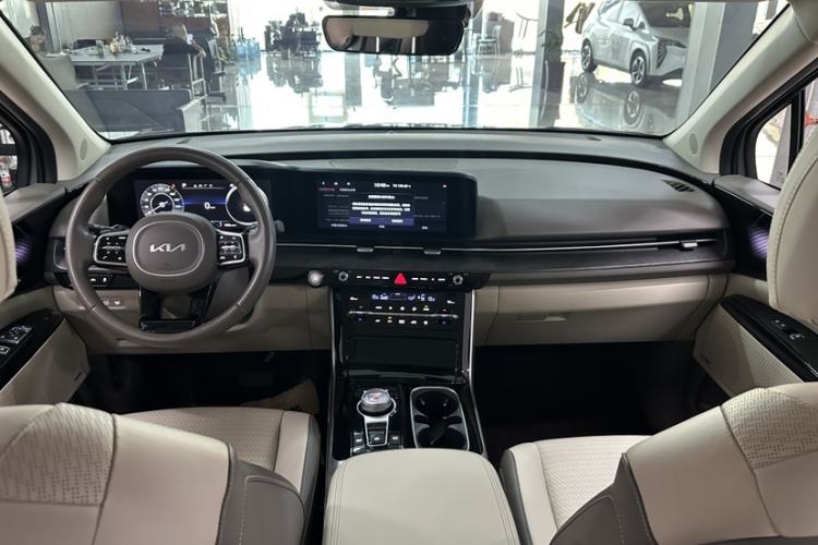 Used Kia Carnival 2021 2.0T Flagship Edition Interior 4