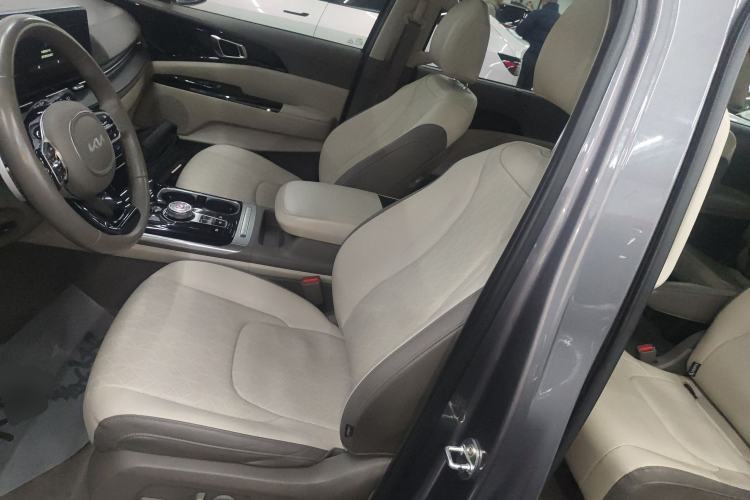 Used Kia Carnival 2021 2.0T Luxury Edition Left Front Seat
