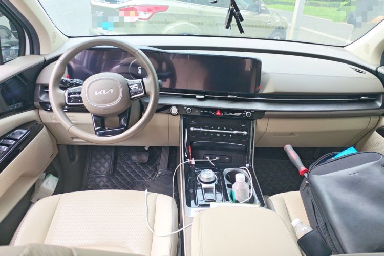 Used Kia Carnival 2021 2.0T Flagship Edition Center Console