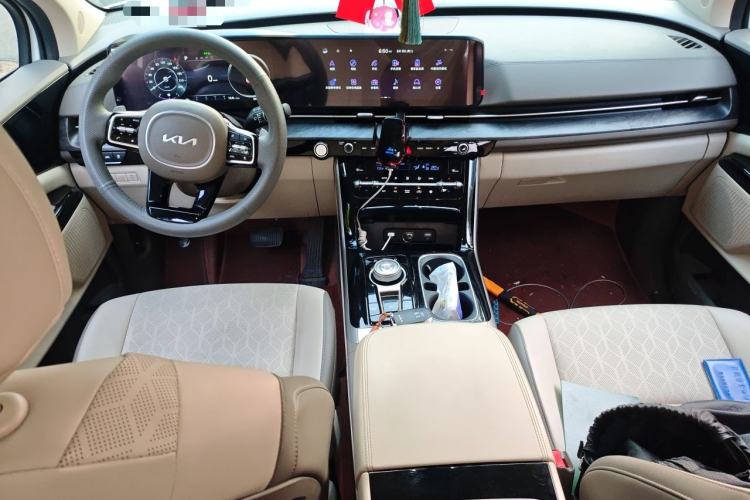 Used Kia Carnival 2021 2.0T Luxury Tech Edition Center Console