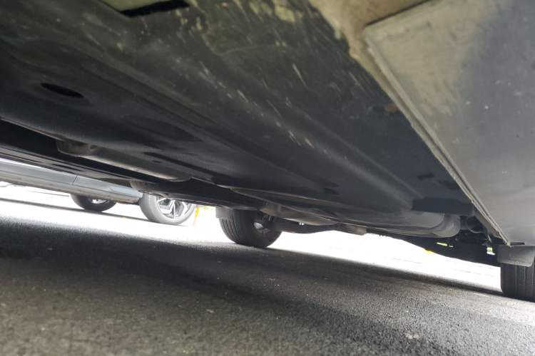 Used Kia Carnival 2021 2.0T Flagship Edition Chassis Front Left