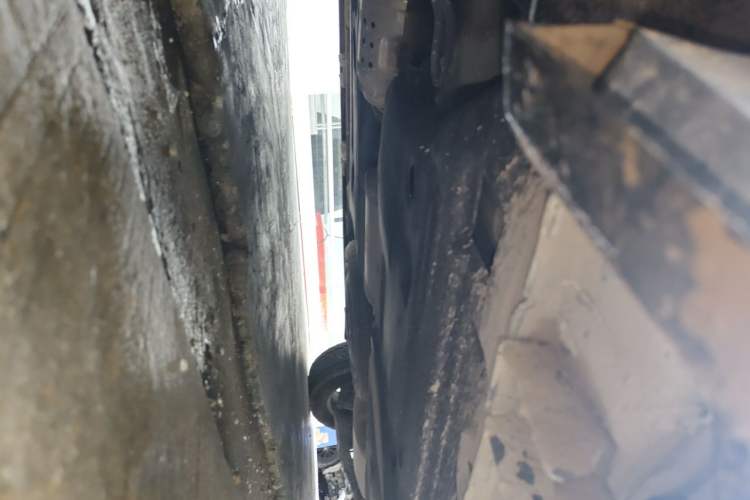 Used Kia Carnival 2021 2.0T Flagship Edition Chassis Front Left