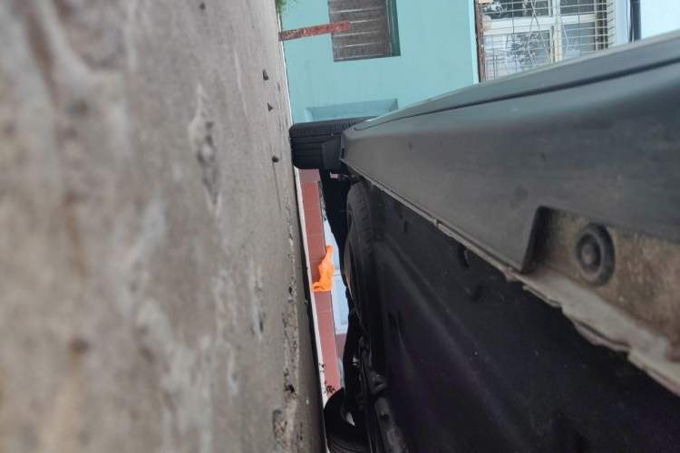 Used Kia Carnival 2021 2.0T Luxury Tech Edition Chassis Front Right