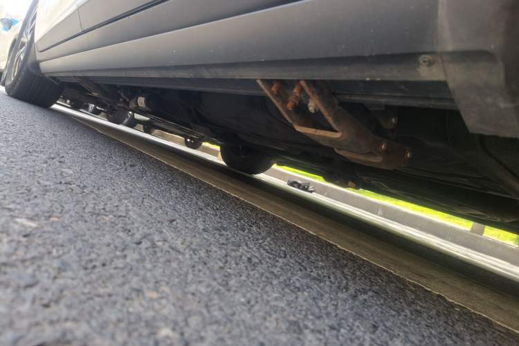 Used Kia Carnival 2021 2.0T Flagship Edition Chassis Rear Left