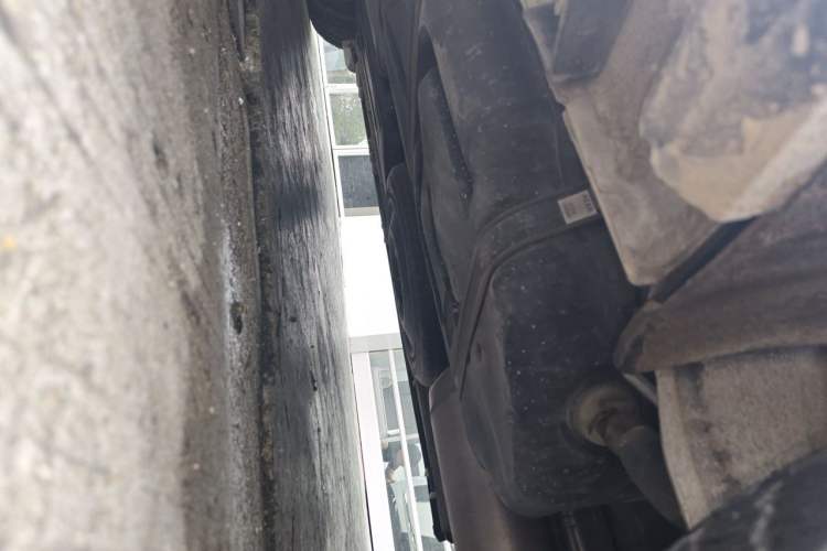 Used Kia Carnival 2021 2.0T Flagship Edition Chassis Rear Left