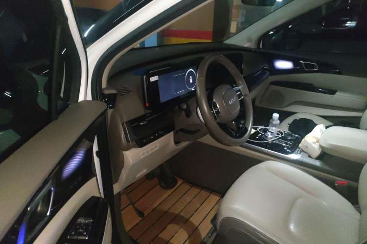 Used Kia Carnival 2021 2.0T Flagship Edition Driver Seat
