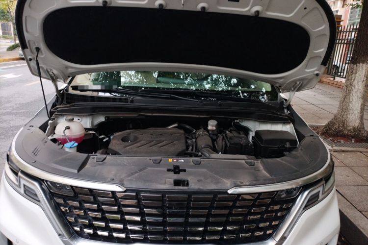 Used Kia Carnival 2021 2.0T Luxury Tech Edition Engine Bay