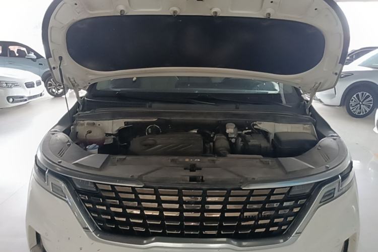 Used Kia Carnival 2021 2.0T Luxury Tech Edition Engine Bay