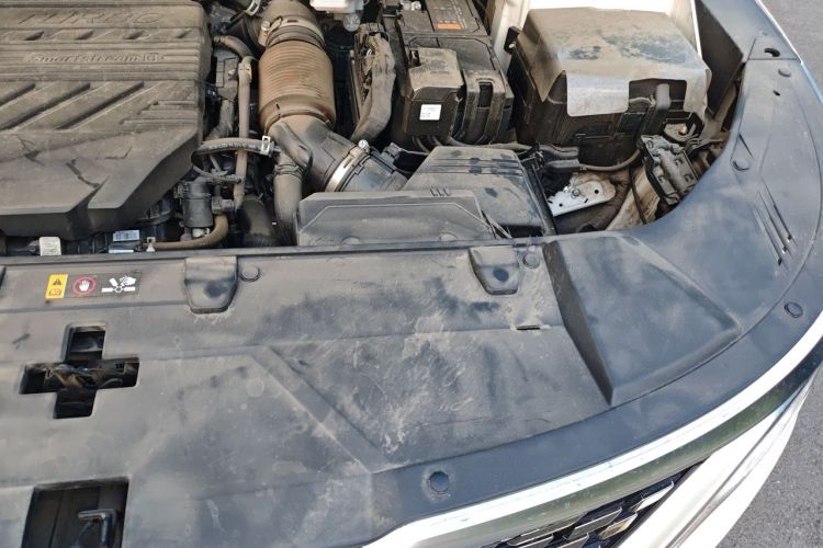 Used Kia Carnival 2021 2.0T Luxury Tech Edition Engine Bay Left