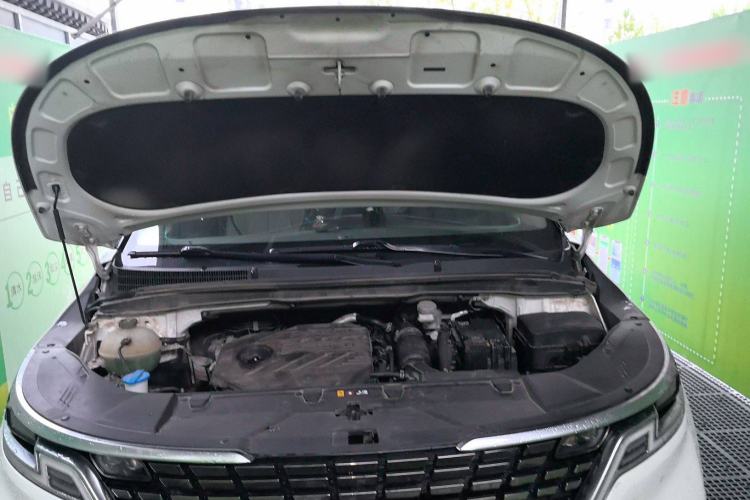 Used Kia Carnival 2021 2.0T Luxury Tech Edition Engine Bay