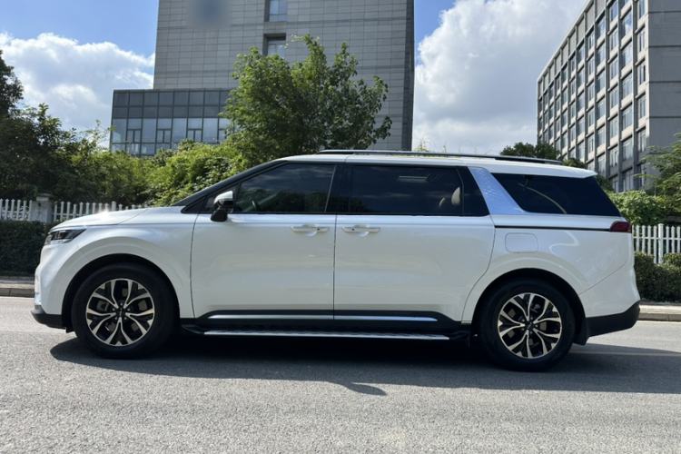 Used Kia Carnival 2021 2.0T Flagship Edition Exterior 1