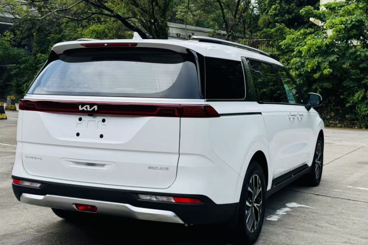 Used Kia Carnival 2021 2.0T Luxury Tech Edition Exterior 5