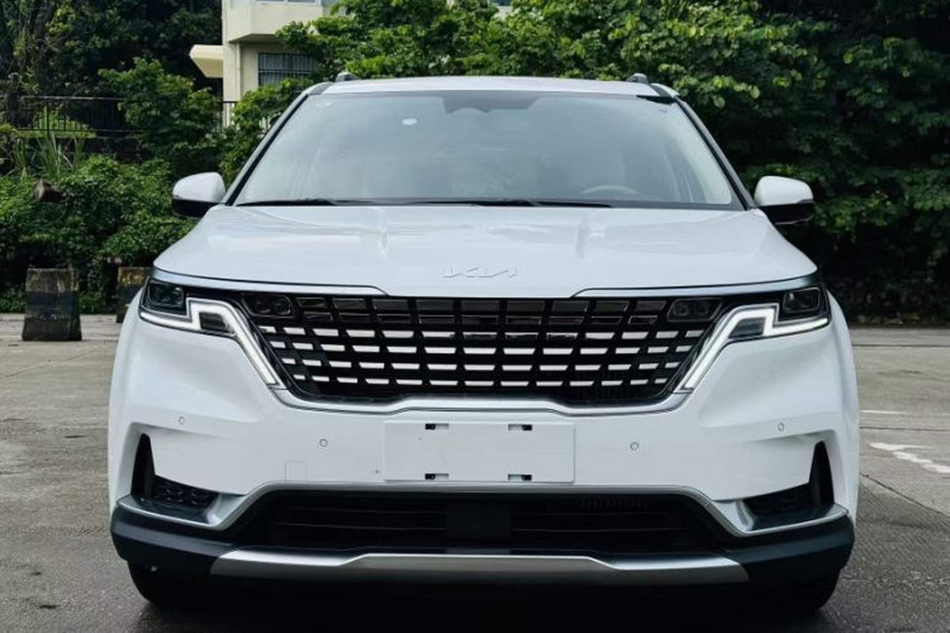 Used Kia Carnival 2021 2.0T Luxury Tech Edition Exterior 7