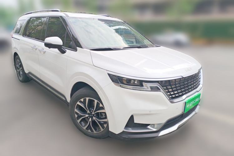 Used Kia Carnival 2021 2.0T Flagship Edition Front Right 45 Deg