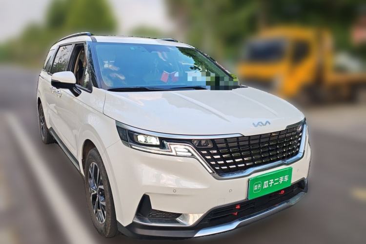 Used Kia Carnival 2021 2.0T Luxury Tech Edition Front Right 45 Deg