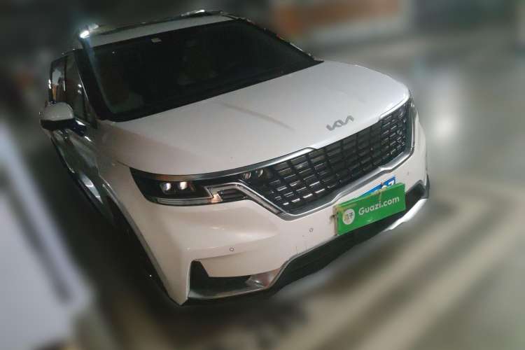 Used Kia Carnival 2021 2.0T Flagship Edition Front Right 45 Deg