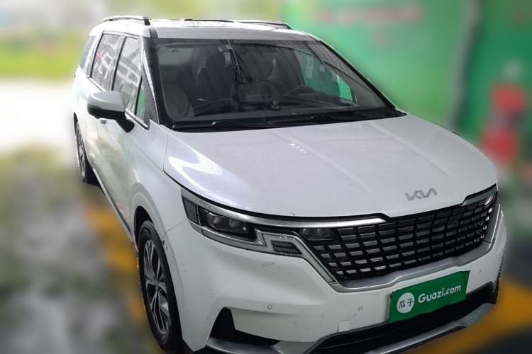 Used Kia Carnival 2021 2.0T Luxury Tech Edition Front Right 45 Deg