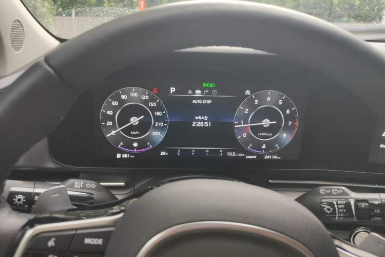 Used Kia Carnival 2021 2.0T Flagship Edition Instrument Cluster