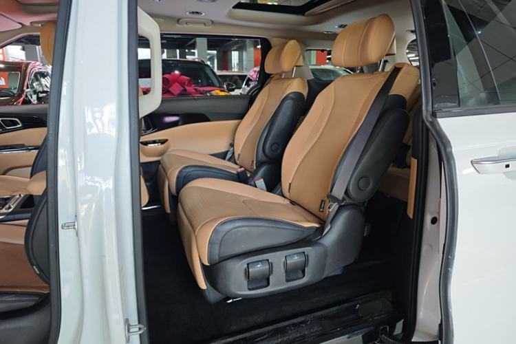 Used Kia Carnival 2021 2.0T Flagship Edition Interior 4