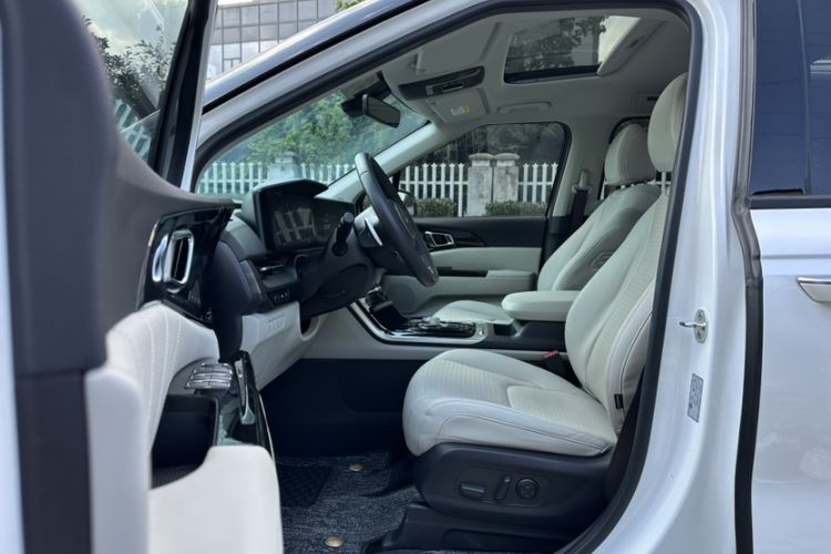 Used Kia Carnival 2021 2.0T Flagship Edition Interior 4