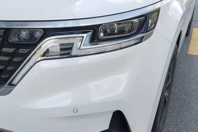 Used Kia Carnival 2021 2.0T Luxury Tech Edition Left Front Headlight