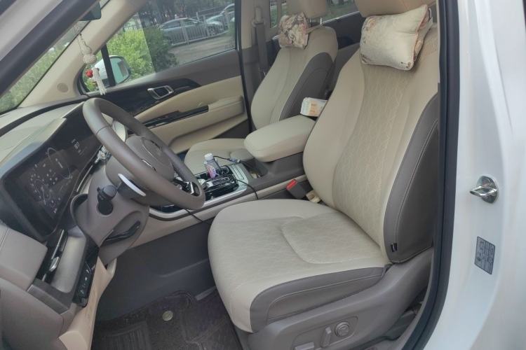 Used Kia Carnival 2021 2.0T Luxury Tech Edition Left Front Seat