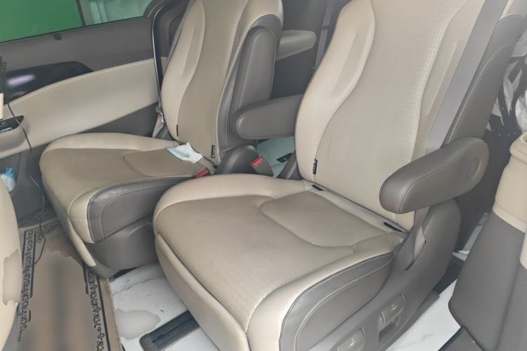 Used Kia Carnival 2021 2.0T Flagship Edition Left Rear Seat