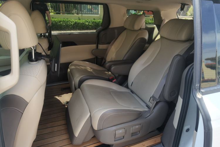Used Kia Carnival 2021 2.0T Flagship Edition Left Rear Seat