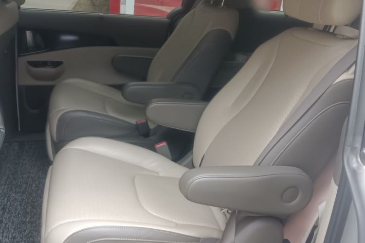 Used Kia Carnival 2021 2.0T Flagship Edition Left Rear Seat