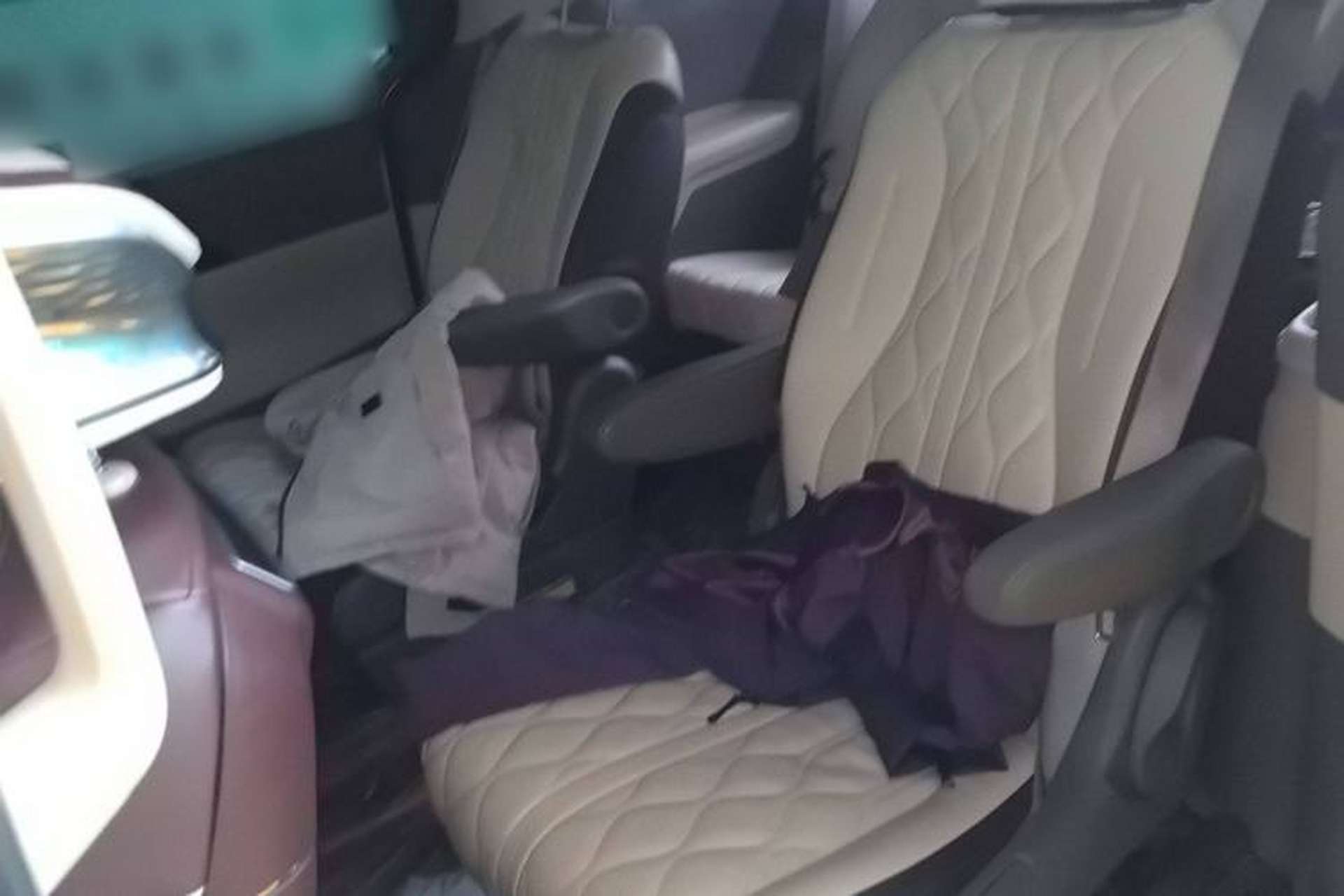 Used Kia Carnival 2021 2.0T Luxury Tech Edition Left Rear Seat