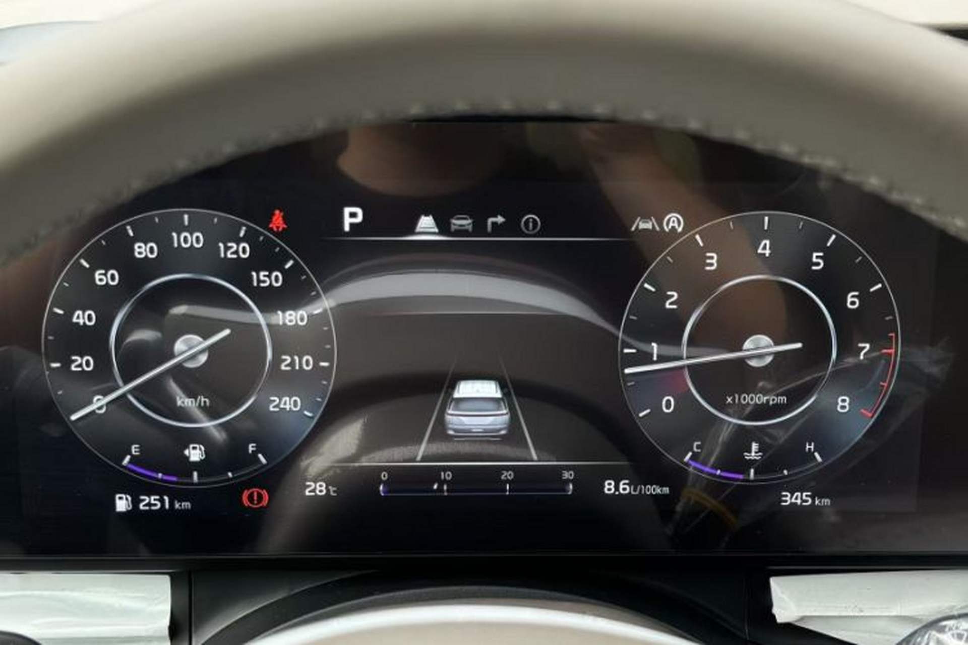 Used Kia Carnival 2021 2.0T Luxury Tech Edition Odometer Close Up