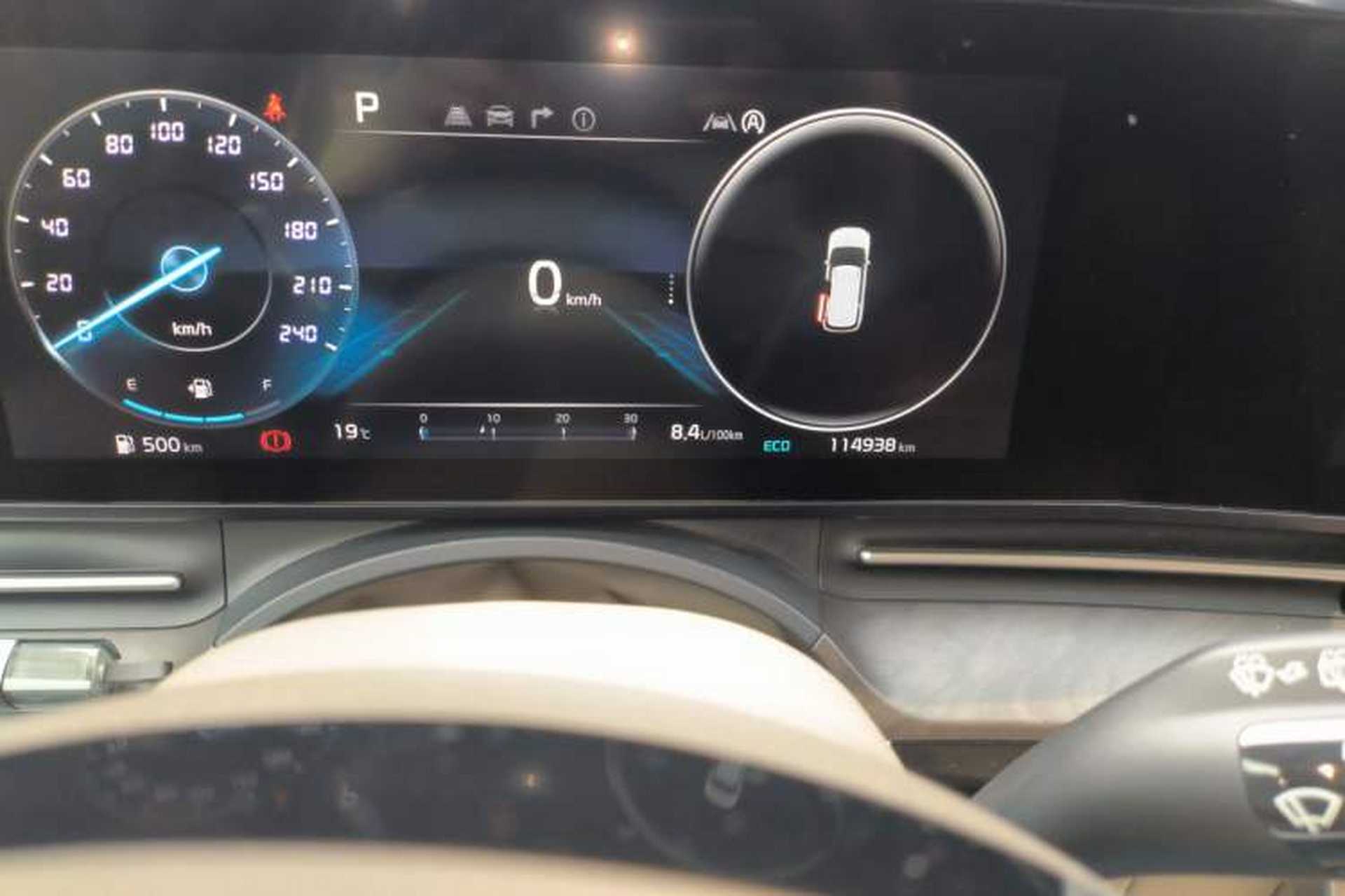 Used Kia Carnival 2021 2.0T Flagship Edition Odometer Close Up