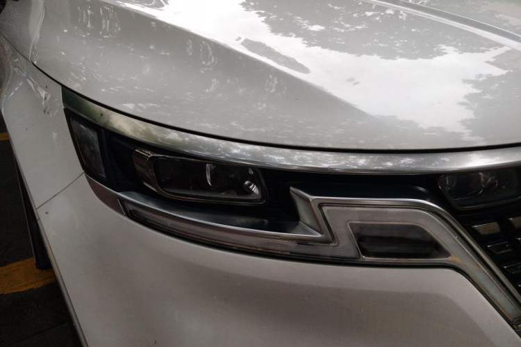 Used Kia Carnival 2021 2.0T Flagship Edition Right Front Headlight